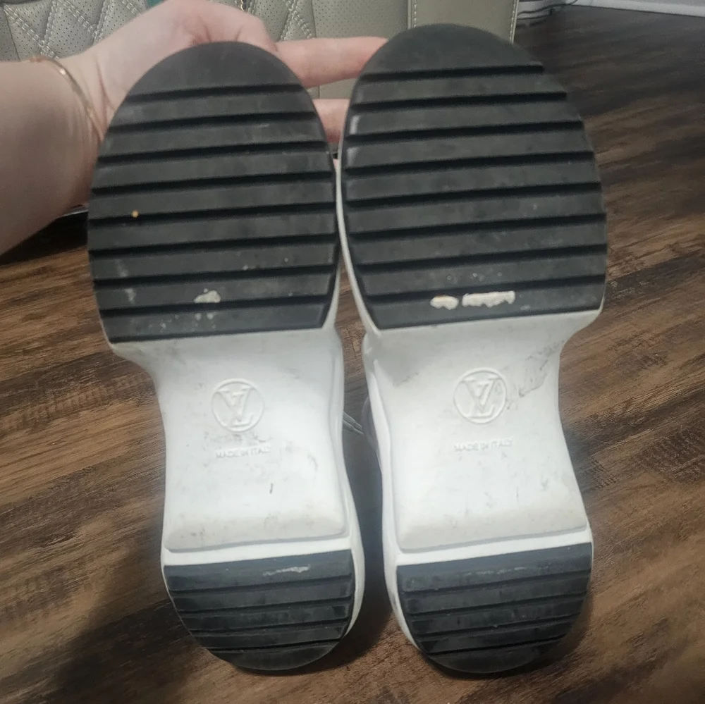 Louis Vuitton Archlight Sneakers Size 38 - Picture 4 of 4